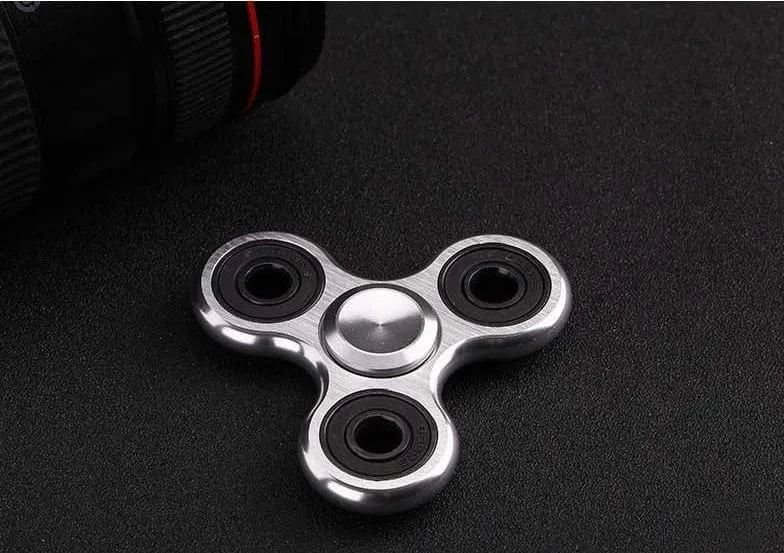 Fidget Cube Spinner Silver